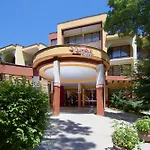 Ξενοδοχείο Yavor Palace 4*