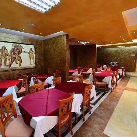 Yavor Palace Napospart