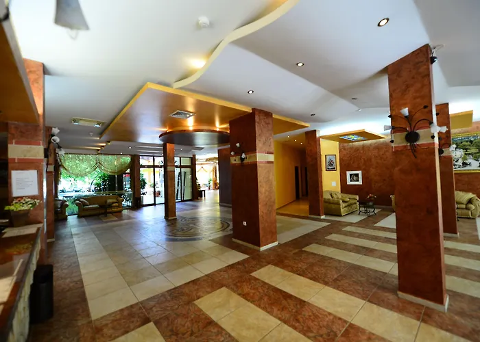 Yavor Palace Otel 4*