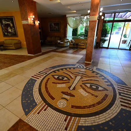 Yavor Palace Отель 4*