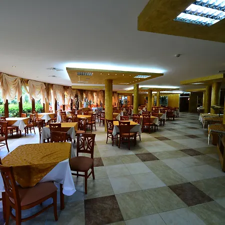 Yavor Palace Napospart