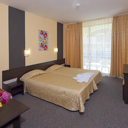 Yavor Palace Napospart